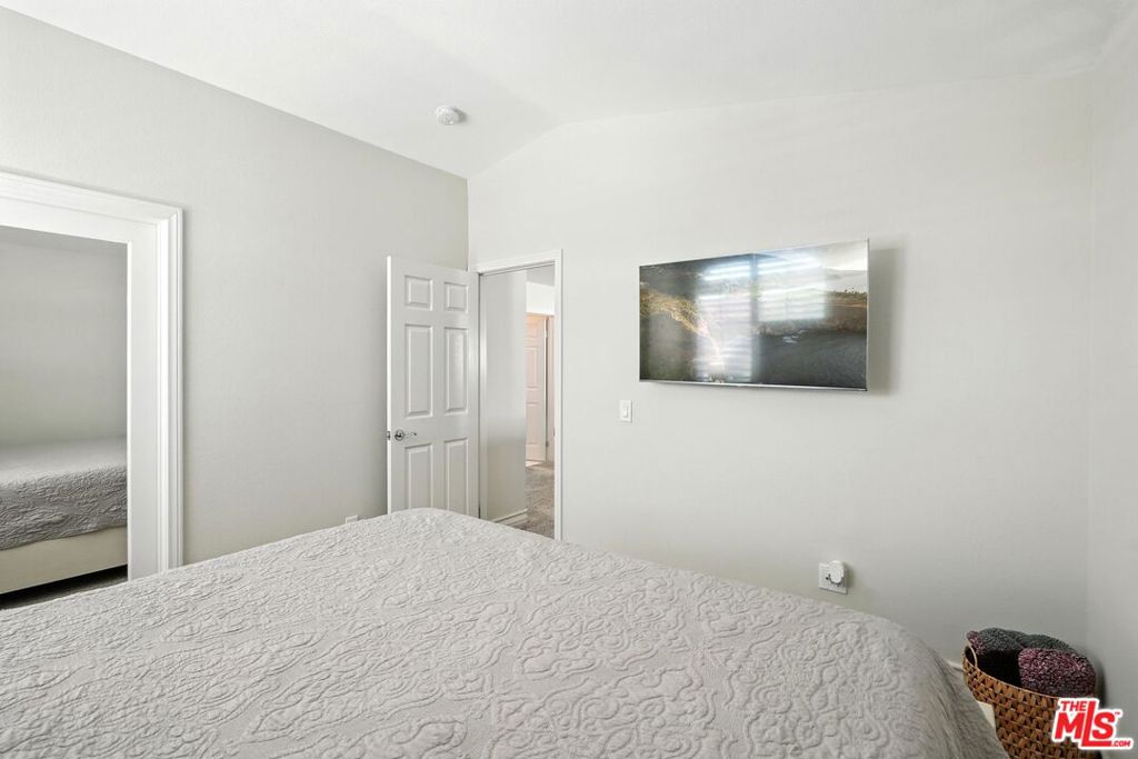 23933 Francisco Way