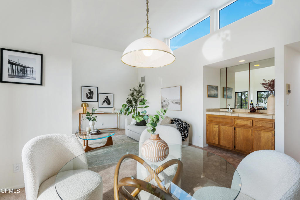 441 E San Jose Avenue 304