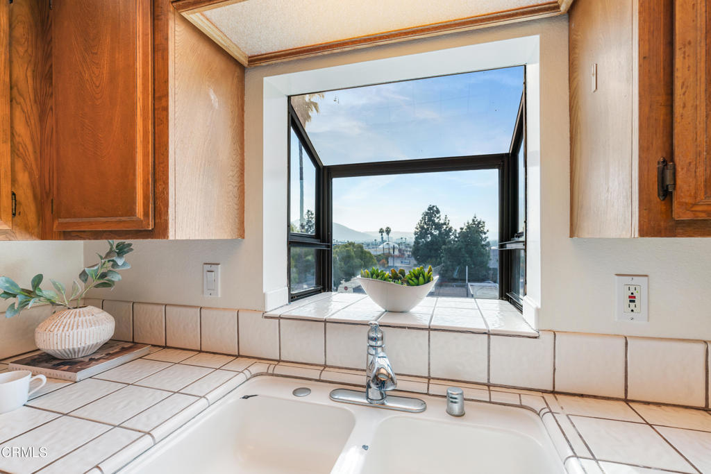 441 E San Jose Avenue 304