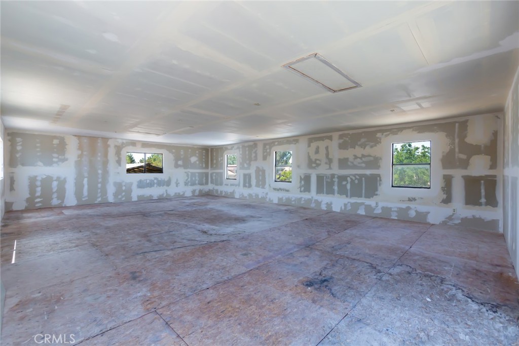 42417 45th Street W