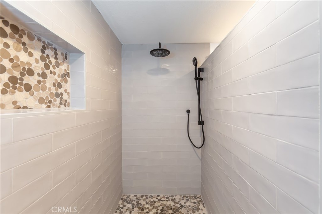 42417 45th Street W