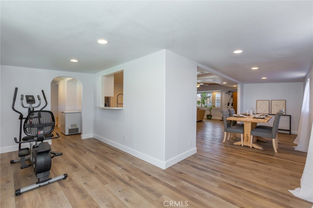 42417 45th Street W