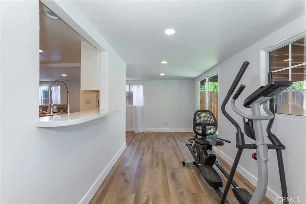 42417 45th Street W