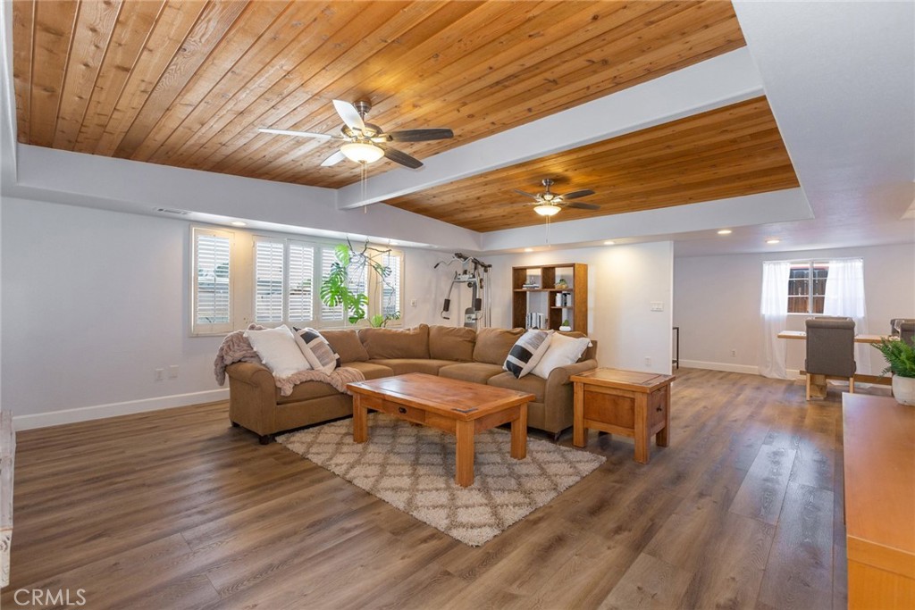 42417 45th Street W