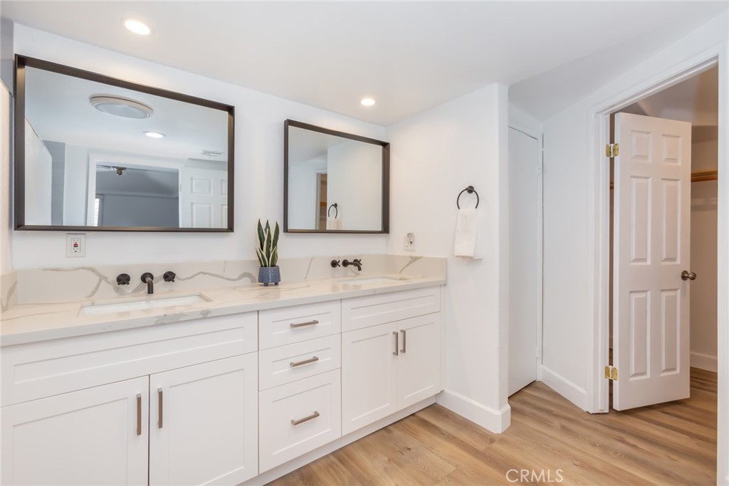 42417 45th Street W