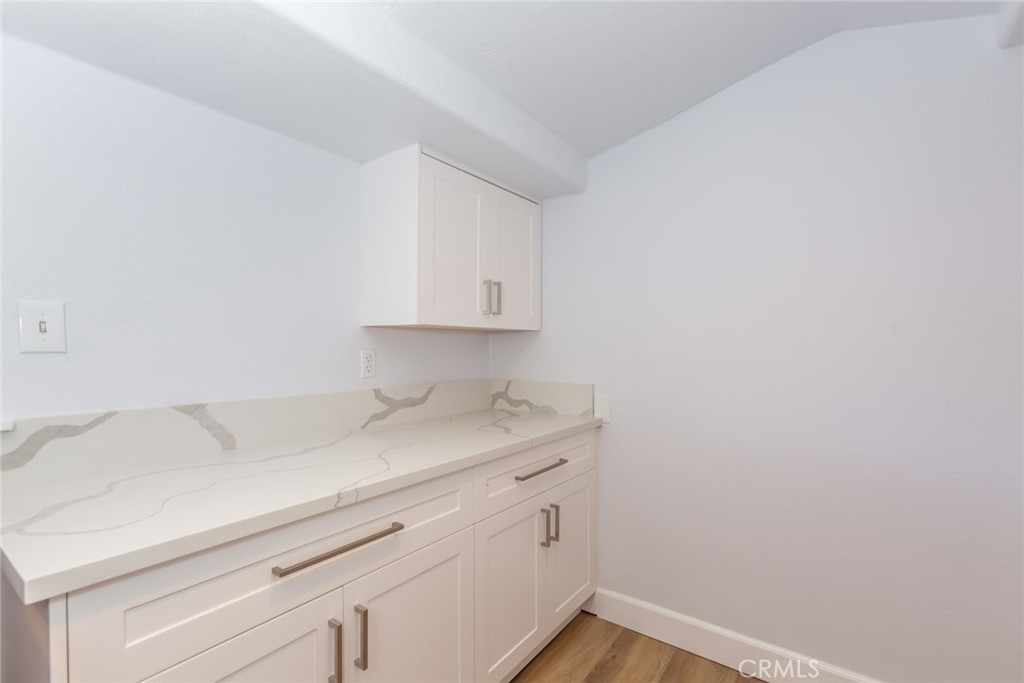 42417 45th Street W