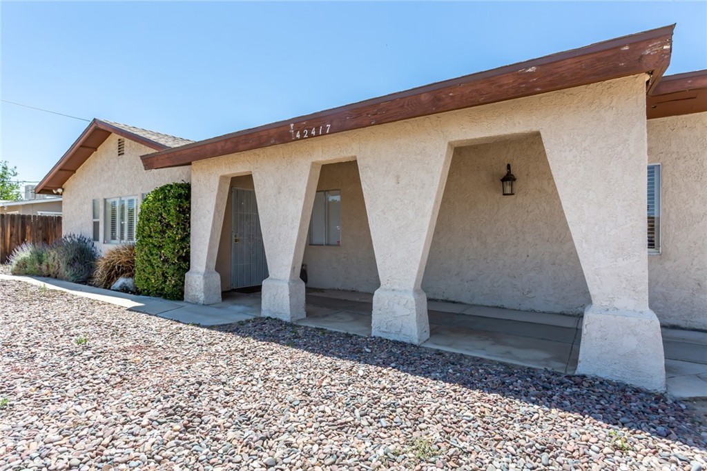 42417 45th Street W