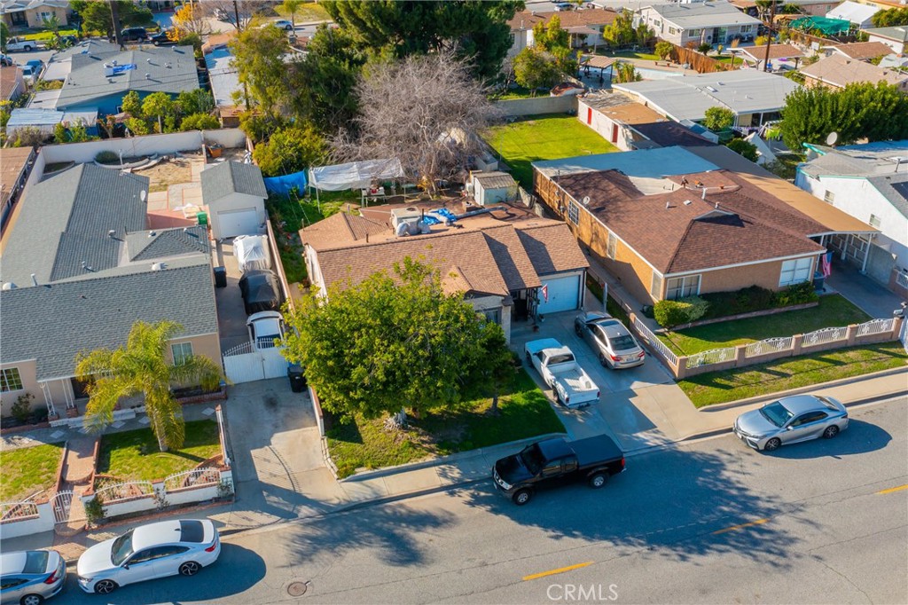 4329 Harlan Avenue