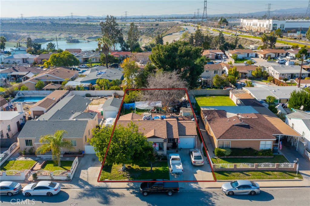 4329 Harlan Avenue