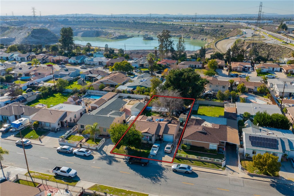 4329 Harlan Avenue