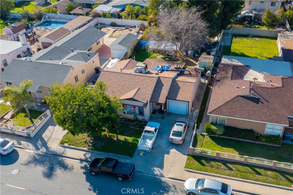 4329 Harlan Avenue
