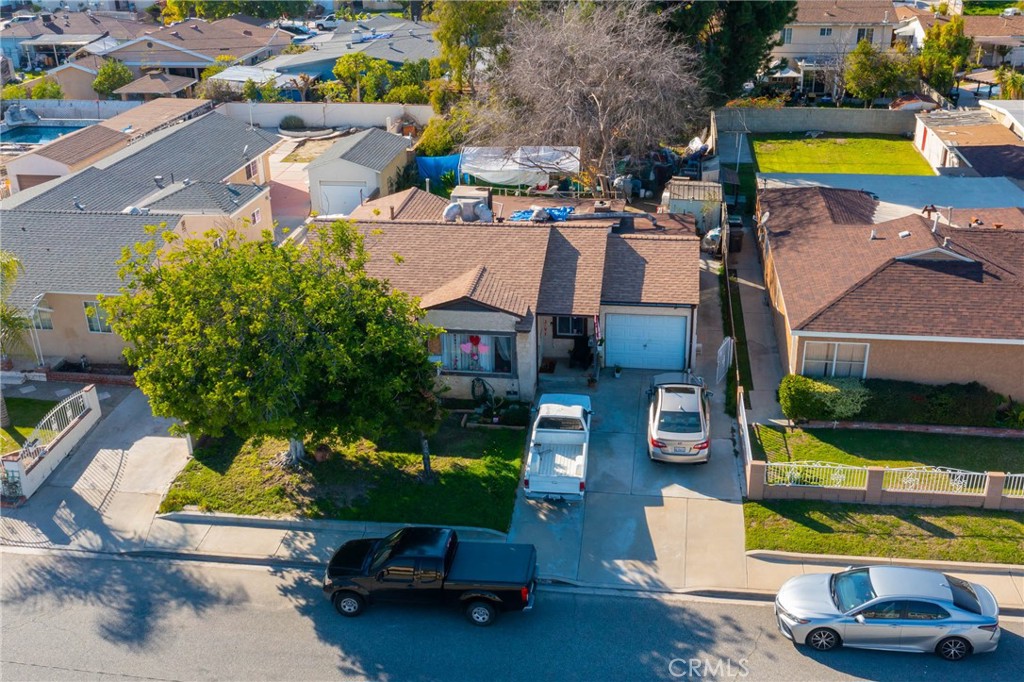4329 Harlan Avenue