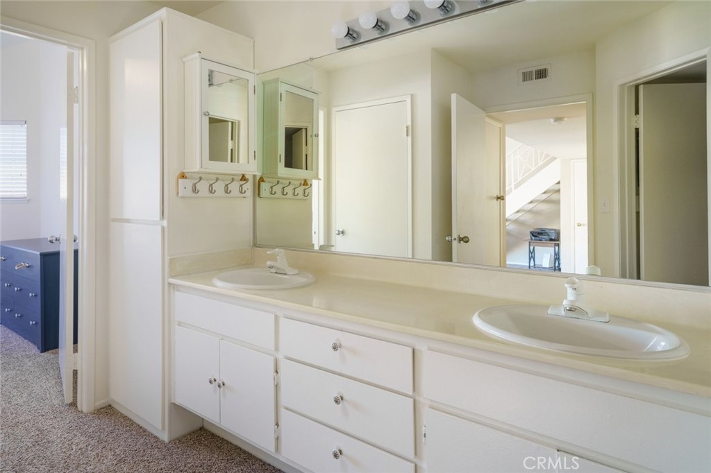 23921 Del Monte Drive 36