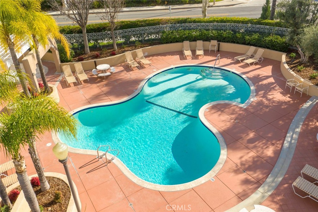 23921 Del Monte Drive 36