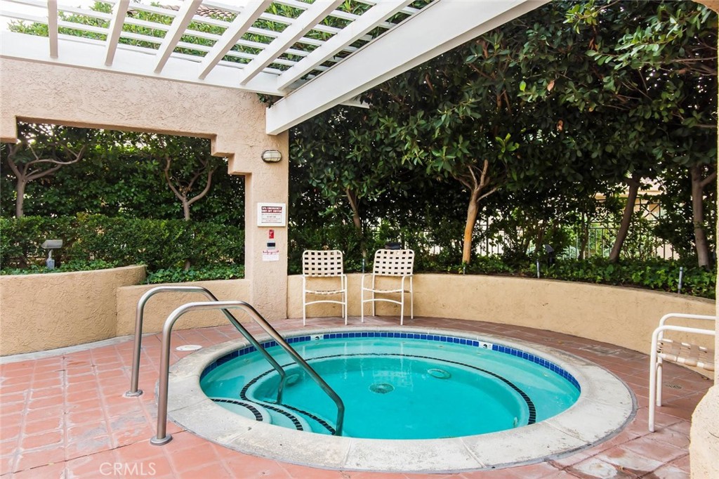 23921 Del Monte Drive 36