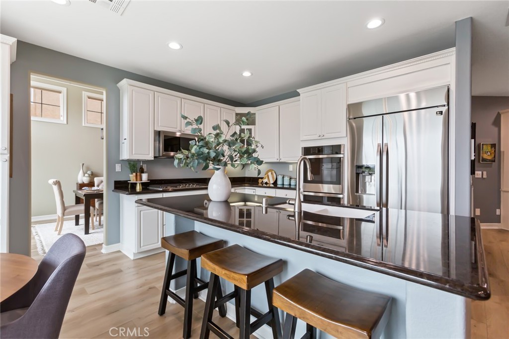 25942 Clifton Place