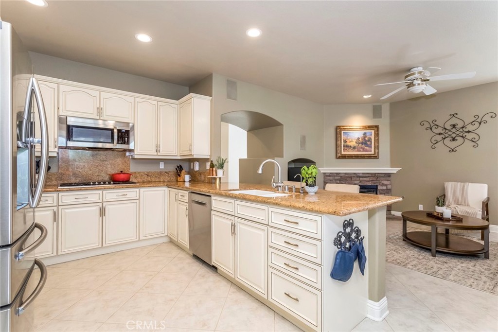 23340 Gleneagle Court