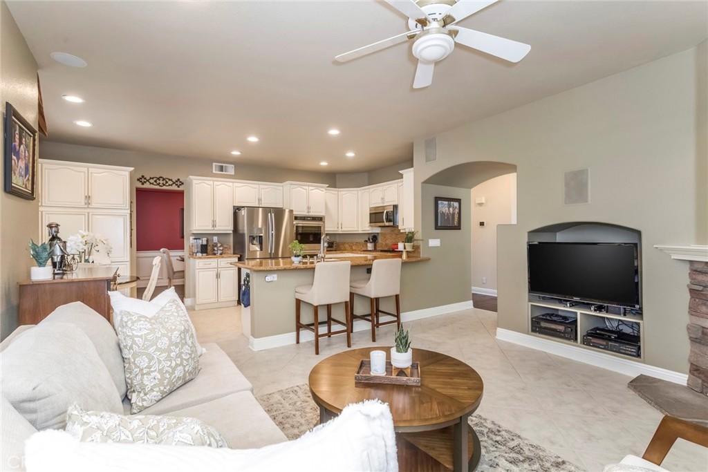 23340 Gleneagle Court