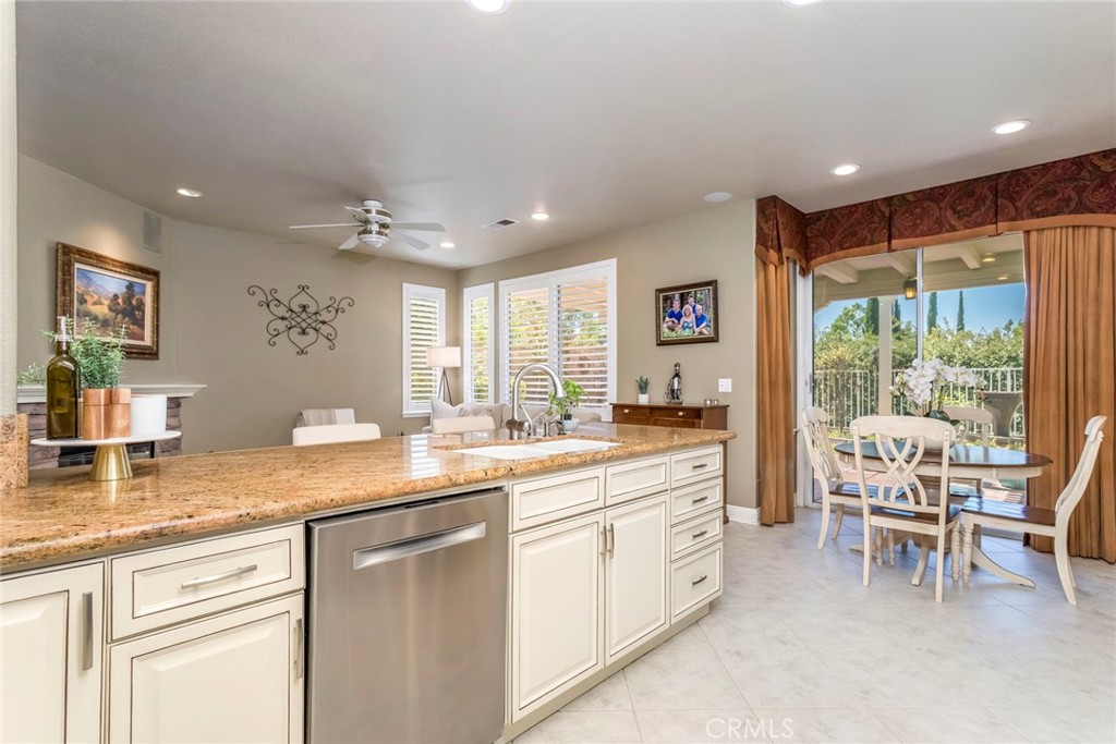 23340 Gleneagle Court