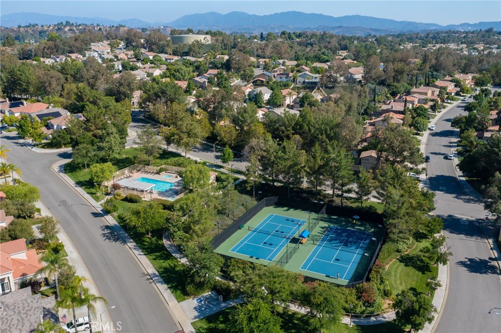 23340 Gleneagle Court