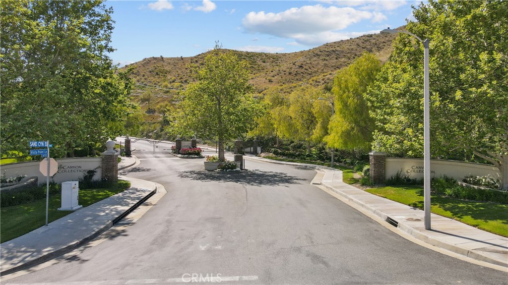 16311 Mountain Lane