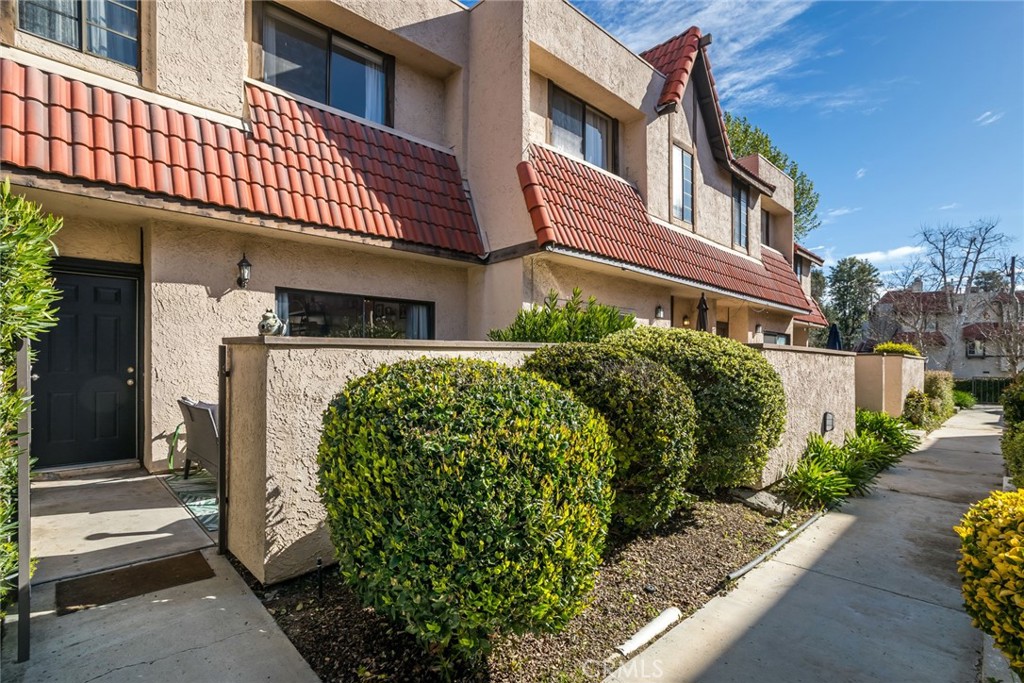 27663 Ironstone Drive 3