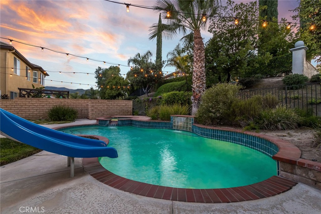 25769 Hawthorne Place
