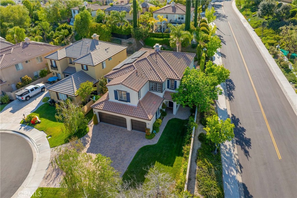 25769 Hawthorne Place