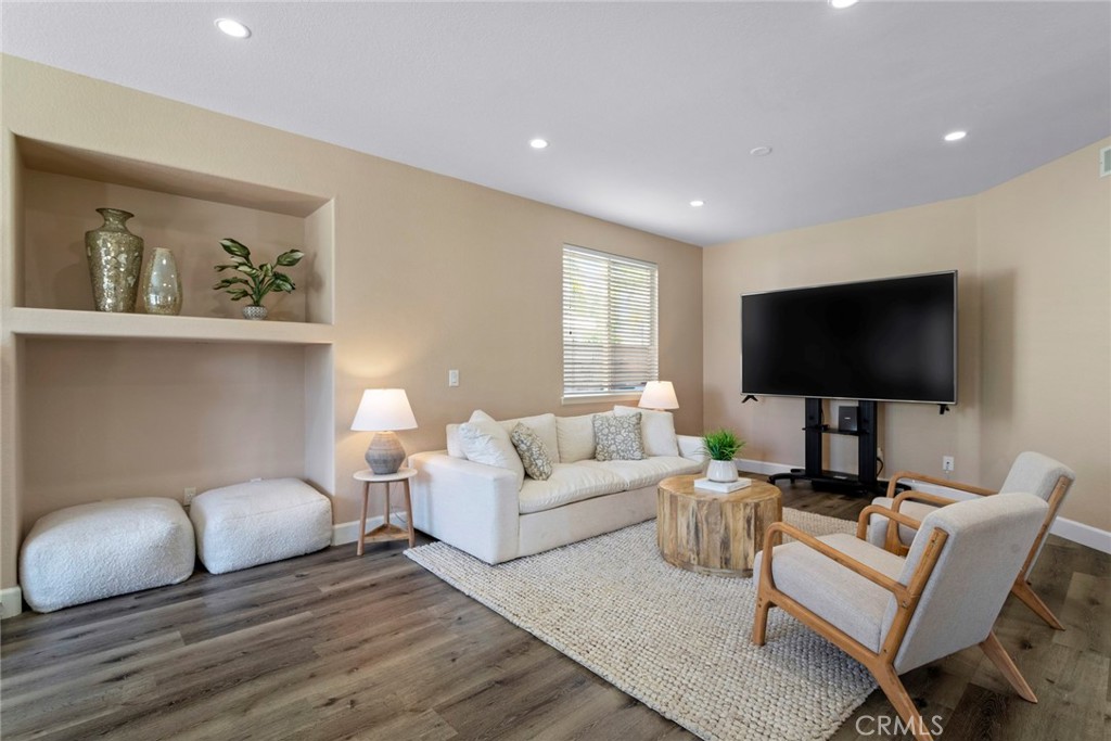 25925 Clifton Pl.