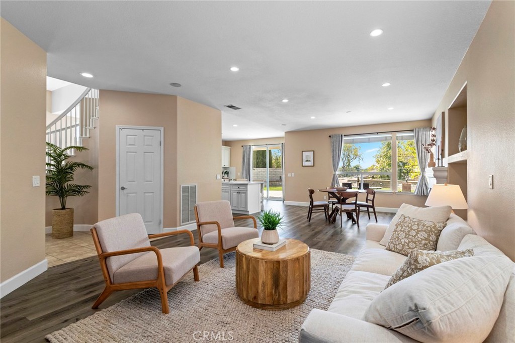 25925 Clifton Pl.