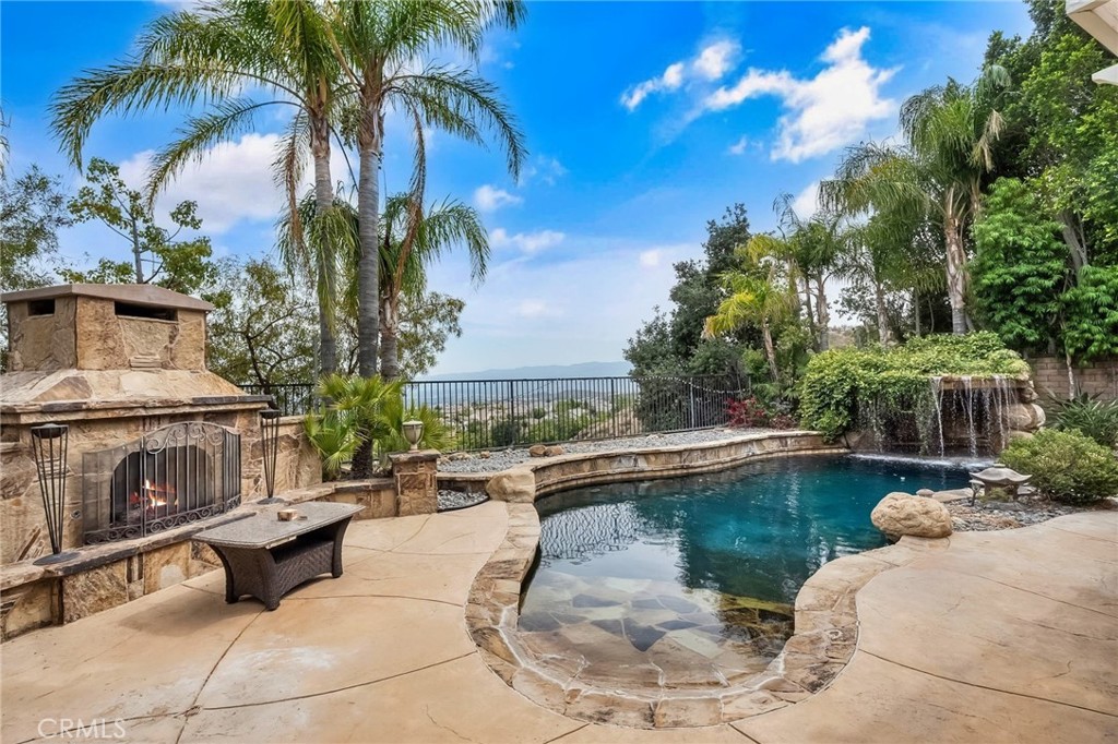 24274 Reyes Adobe Way