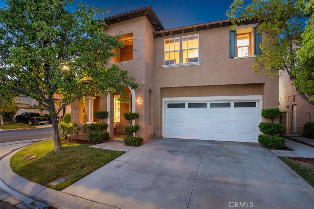 27960 Agapanthus Lane