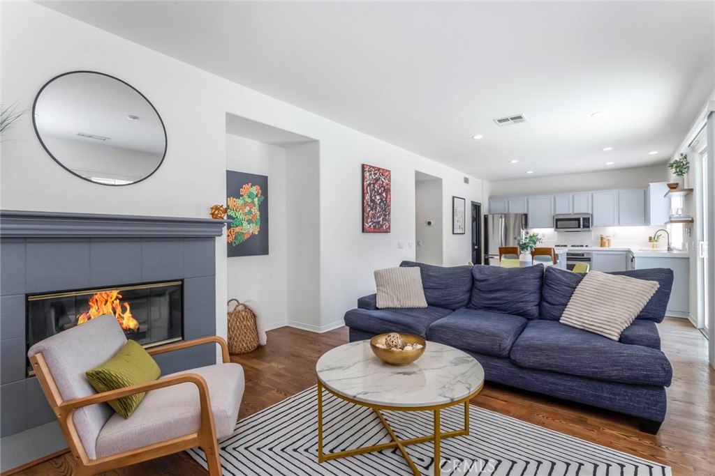 27960 Agapanthus Lane