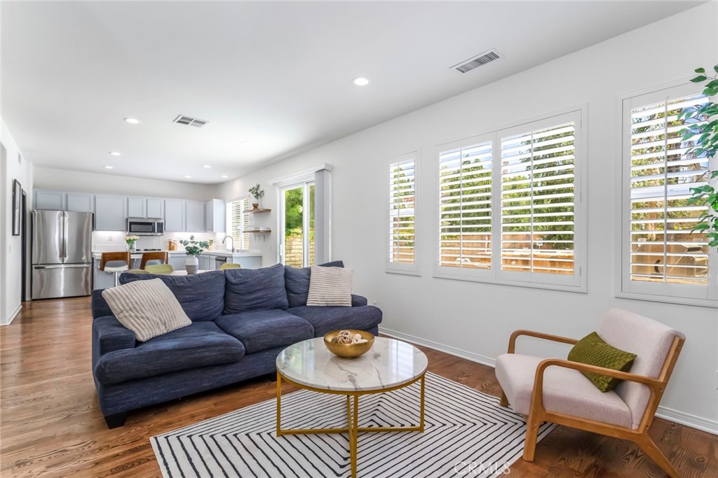 27960 Agapanthus Lane