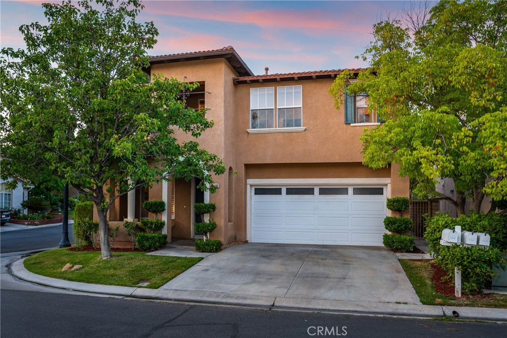 27960 Agapanthus Lane