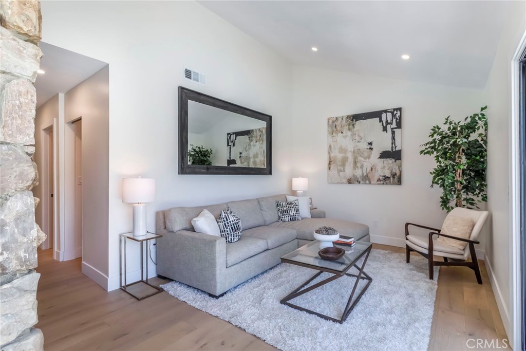 12350 Mclennan Avenue