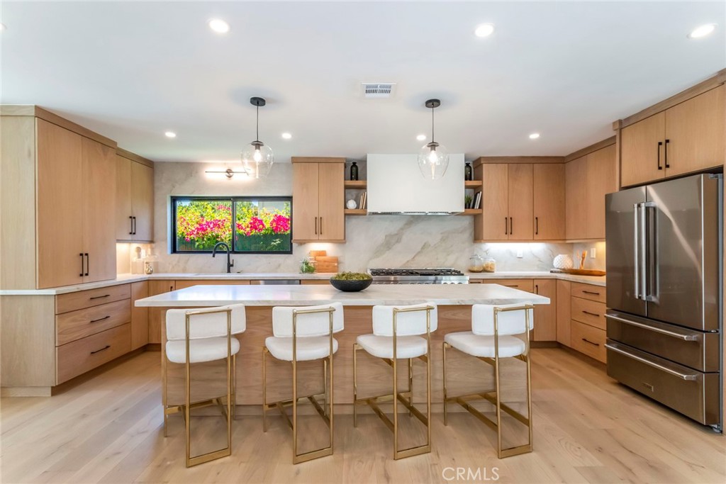 12350 Mclennan Avenue