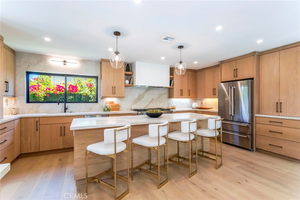 12350 Mclennan Avenue