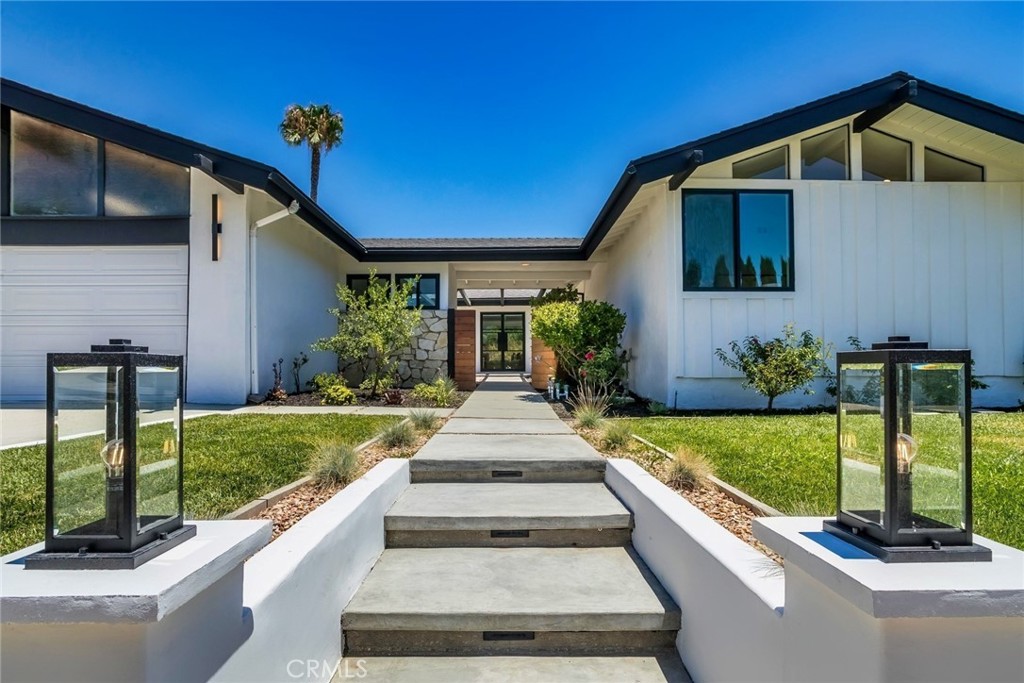 12350 Mclennan Avenue