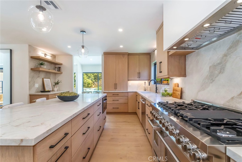 12350 Mclennan Avenue