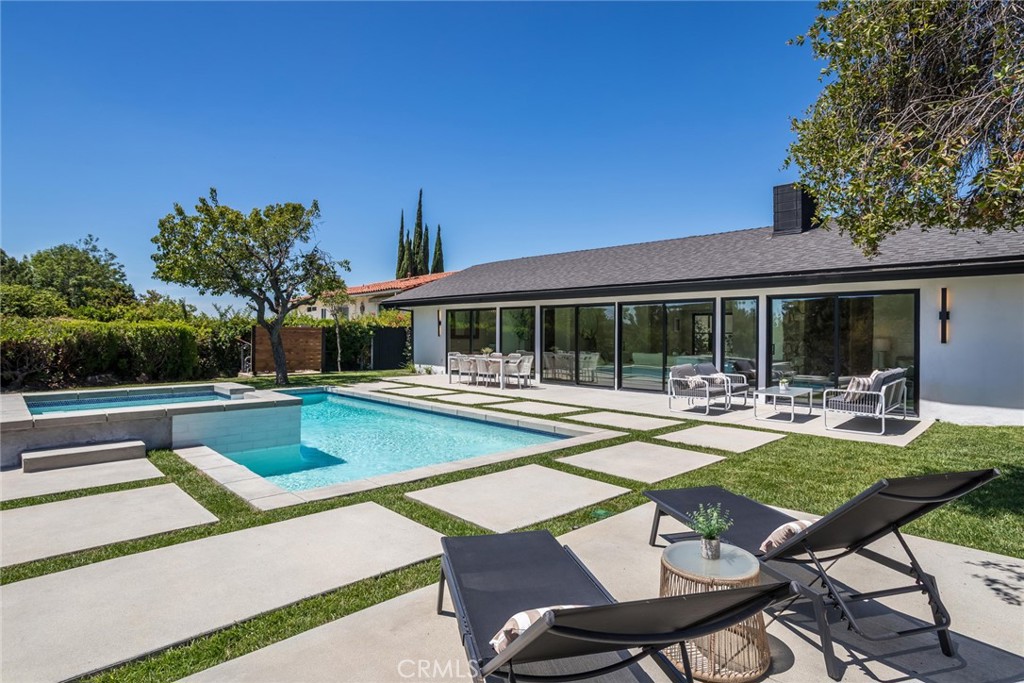 12350 Mclennan Avenue