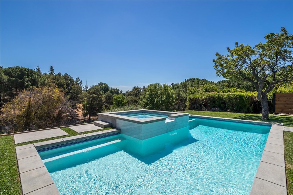 12350 Mclennan Avenue