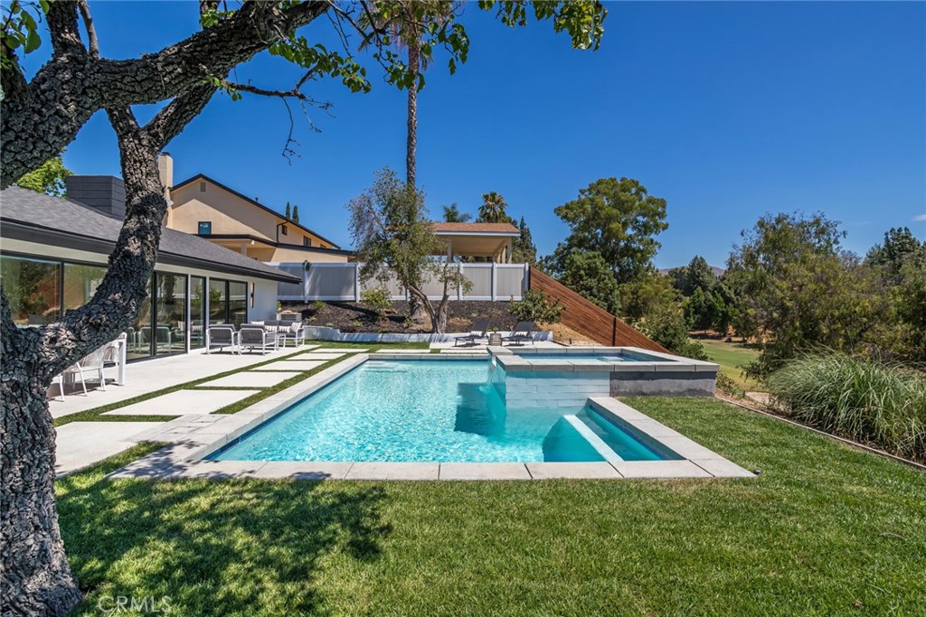 12350 Mclennan Avenue