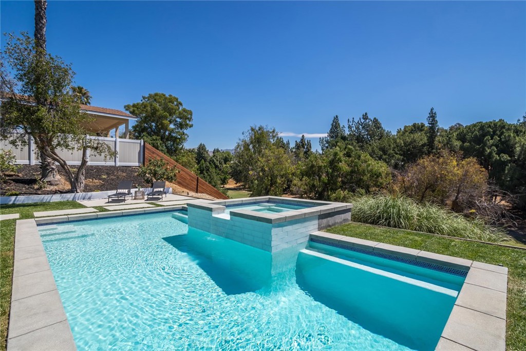 12350 Mclennan Avenue