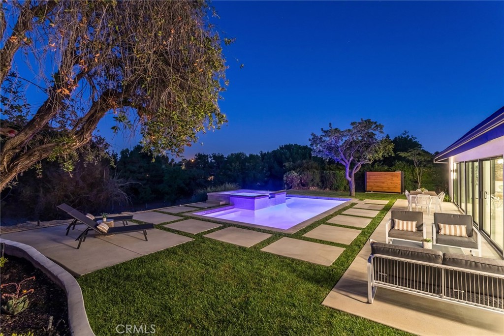 12350 Mclennan Avenue