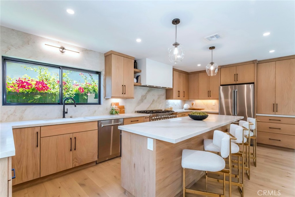 12350 Mclennan Avenue