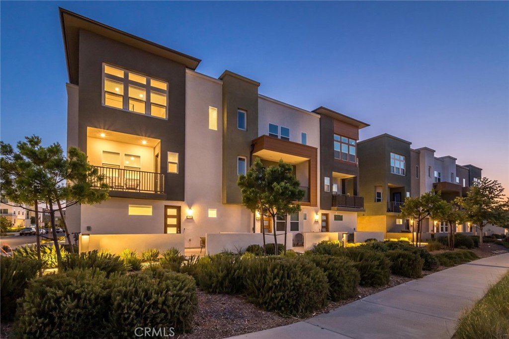27554 Sparrow Court