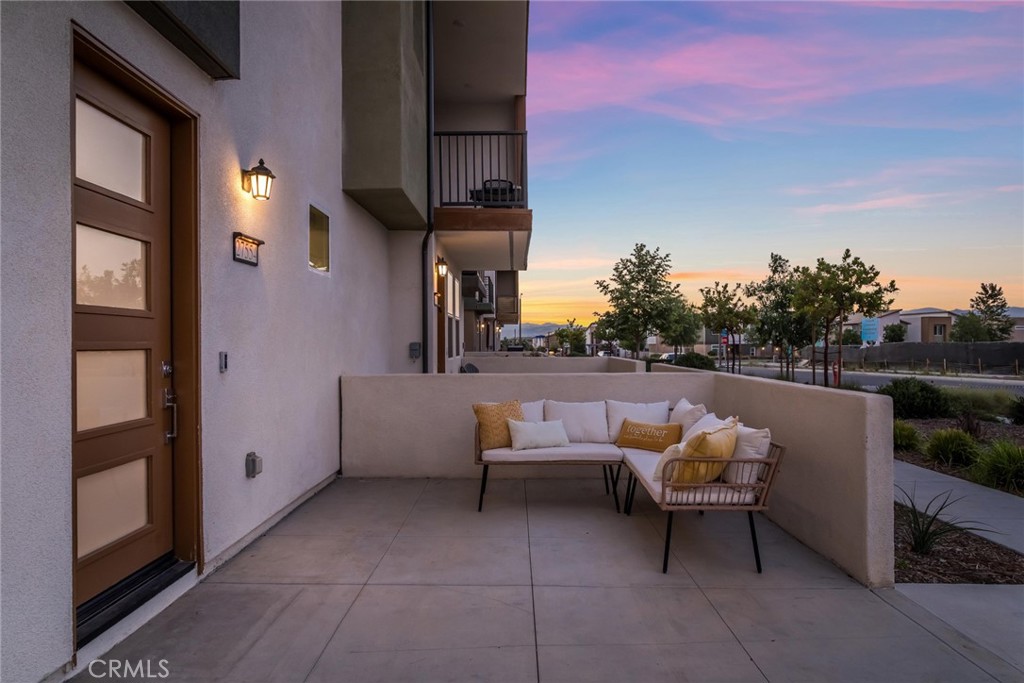 27554 Sparrow Court