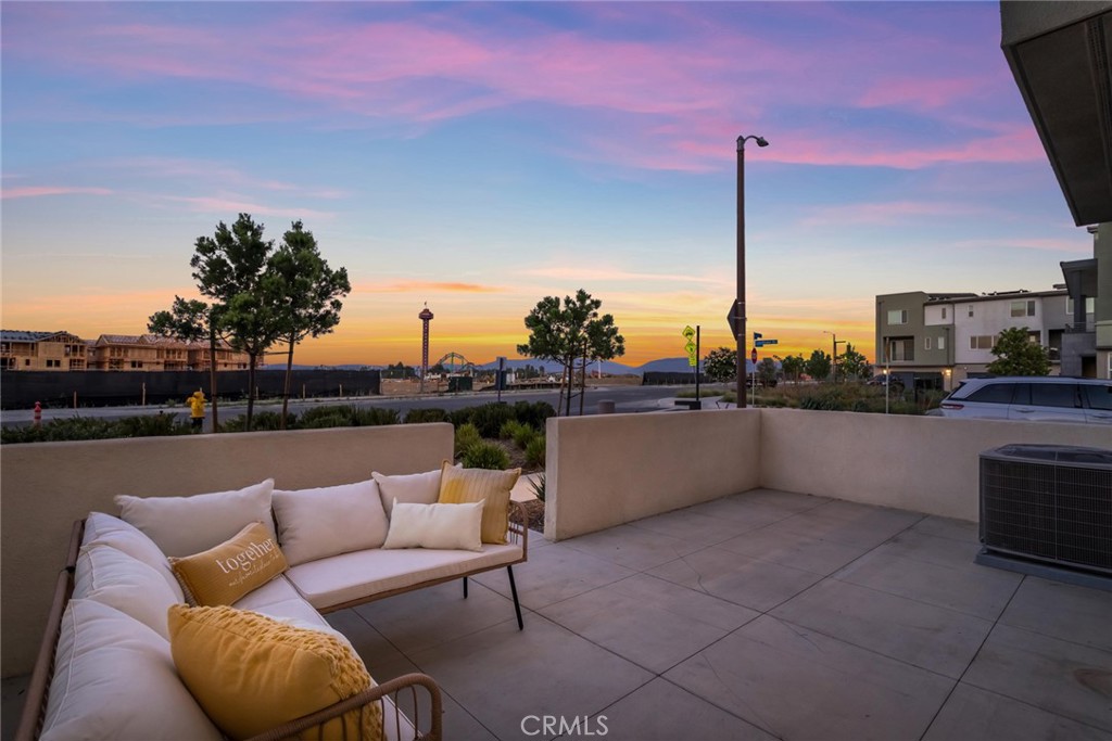27554 Sparrow Court