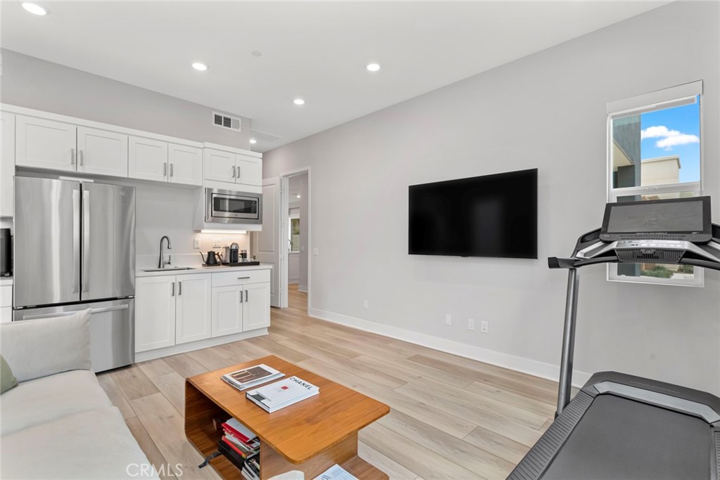 27018 California Court